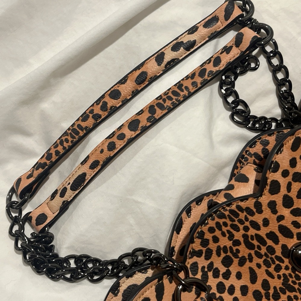 Betsey Johnson Leopard Print Scalloped XOTOTE Tote Bag 15x11 EUC - Picture 4 of 12